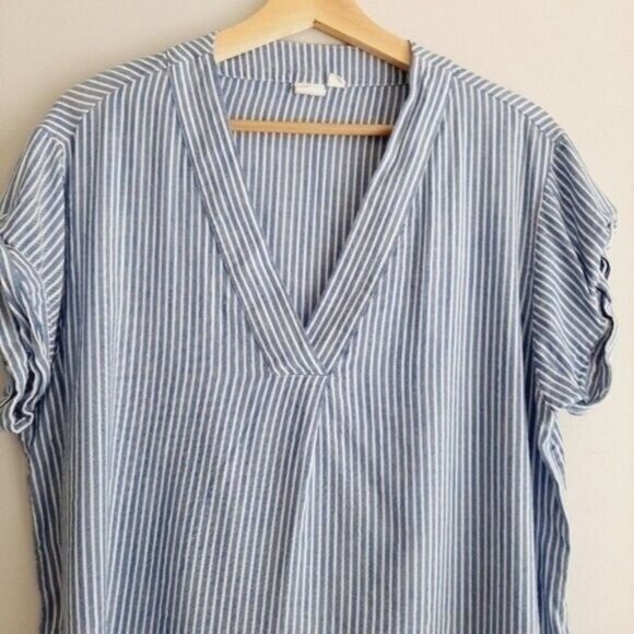 GAP Popover Short Sleeve V-Neck Blouse Blue & White Stripes Sz S - Picture 7 of 13
